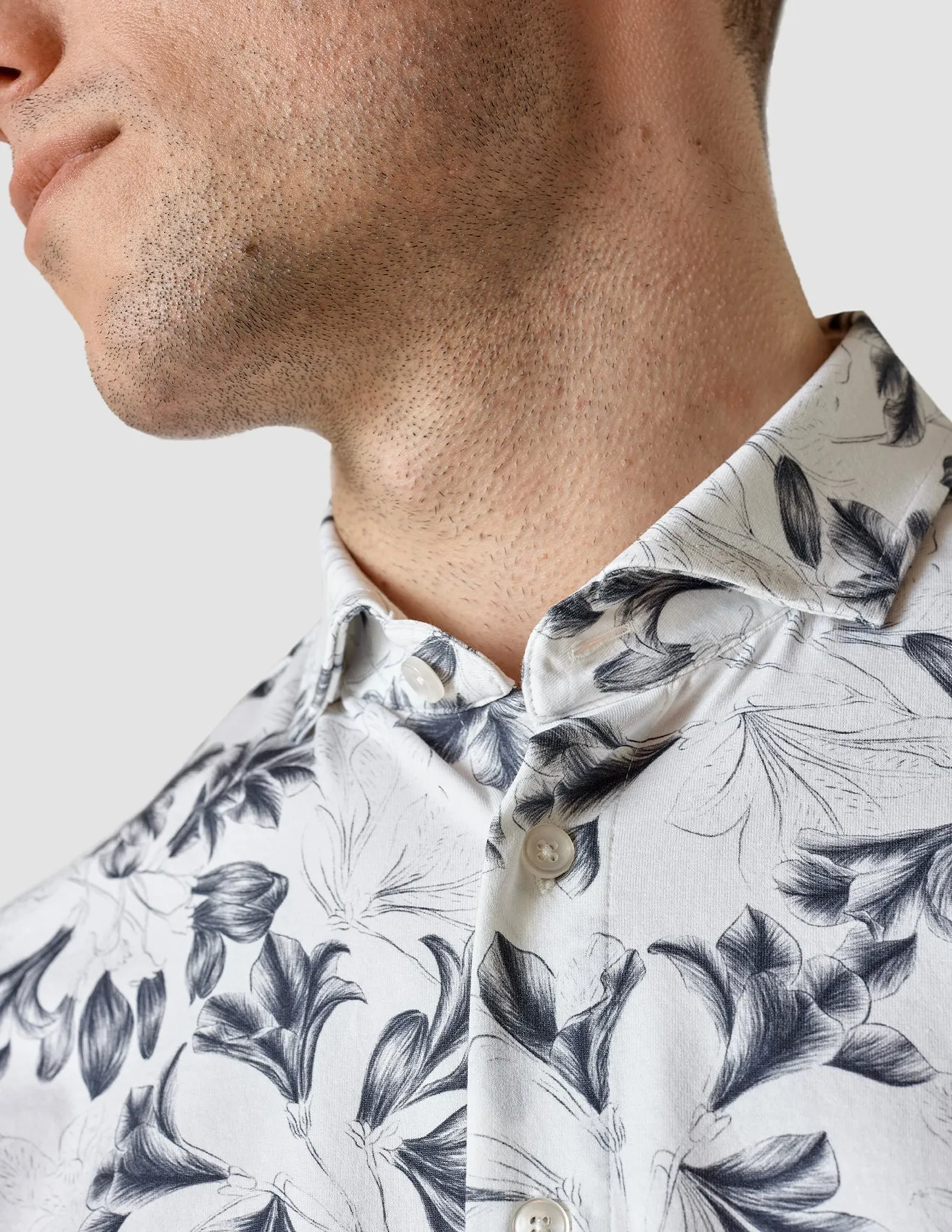 Lightweight Classic Shirt Navy Flower Regular